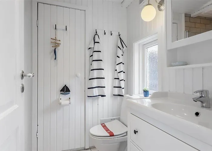 Bv134-blavand-horns-rev-69 بيت للعطل *