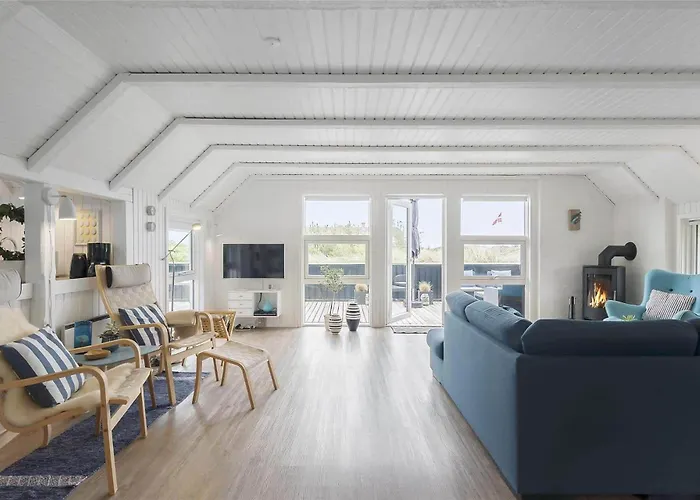 بيت للعطل Bv134-blavand-horns-rev-69 *